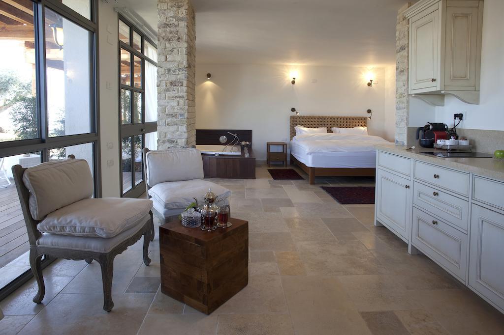Boutique Hotel Tamarin Rosh Pinna Bilik gambar